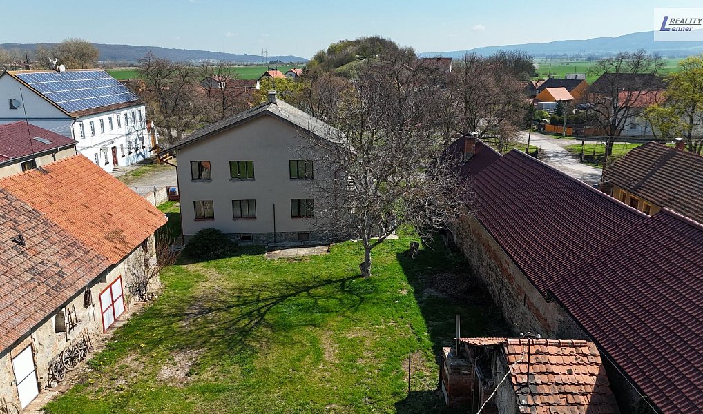 Prodej domu 300 m² s pozemkem 2 907 m², Hostomice – náhled fotky 6