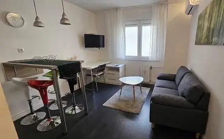 Pronájem bytu atypického 34 m², Rijeka, Primorsko-goranska županija, Chorvatsko