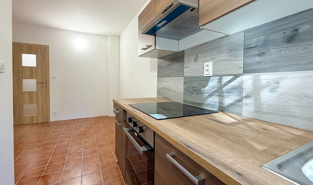 Pronájem bytu 2+kk 40 m², Sokolov – náhled fotky 14