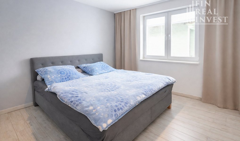 Prodej domu 328 m² s pozemkem 975 m², Hovorany – náhled fotky 4