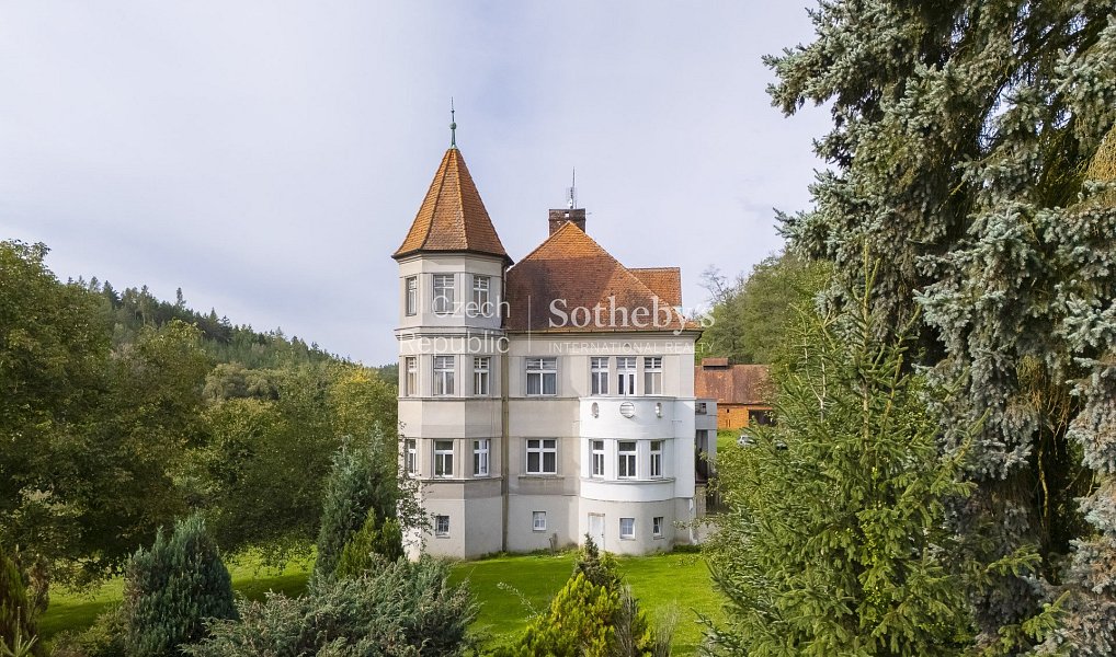 Prodej domu 350 m² s pozemkem 99 663 m², Lozice – náhled fotky 2