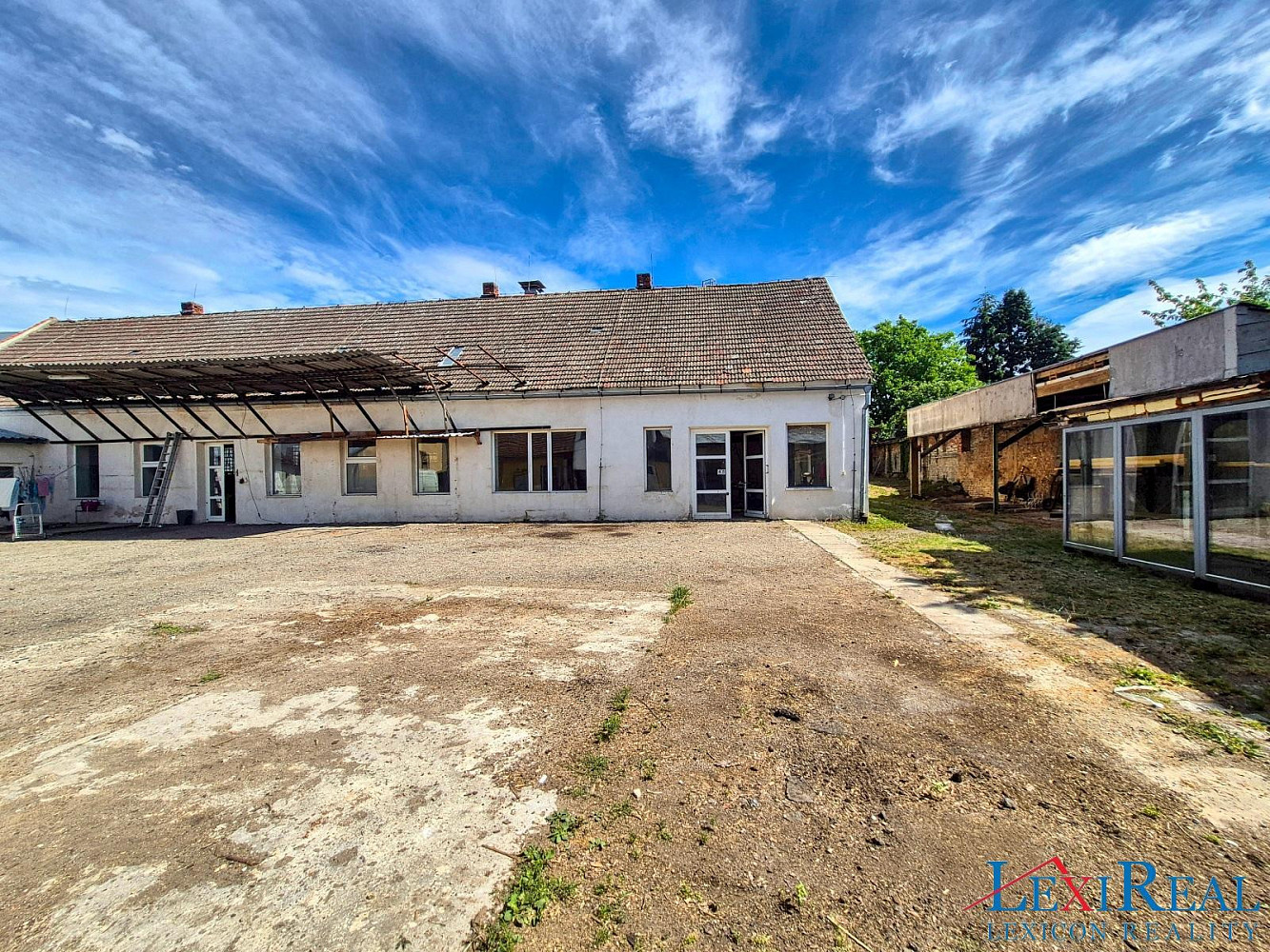 Prodej výrobních prostor 1 980 m² – fotografie 3