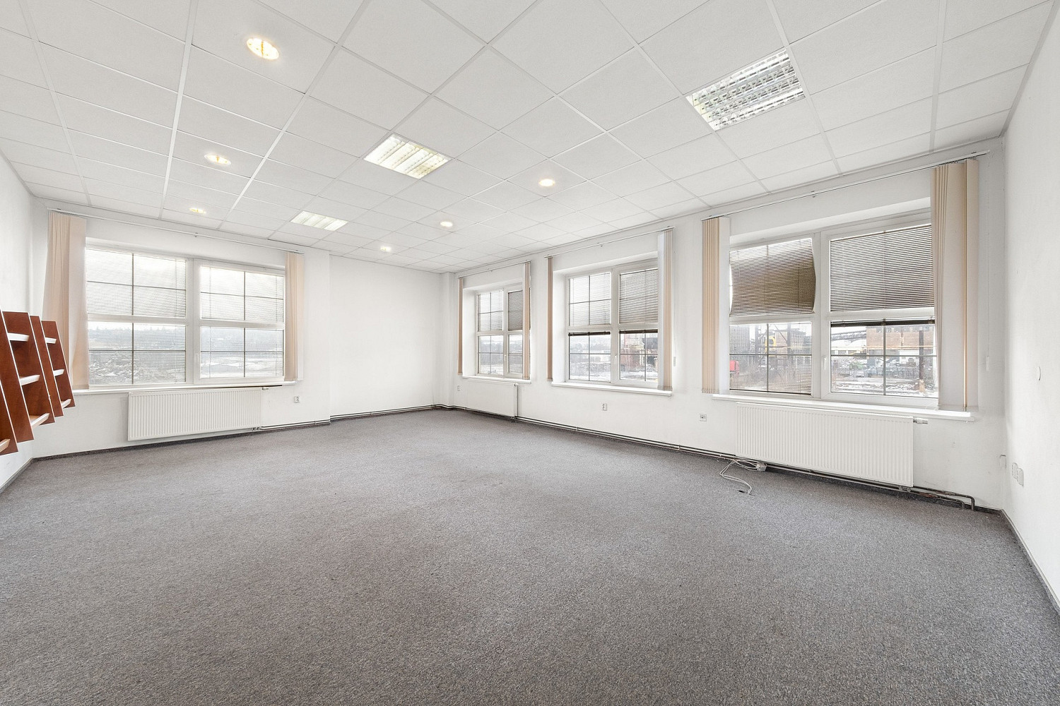 Pronájem skladovacích prostor 48 m² – fotografie 2