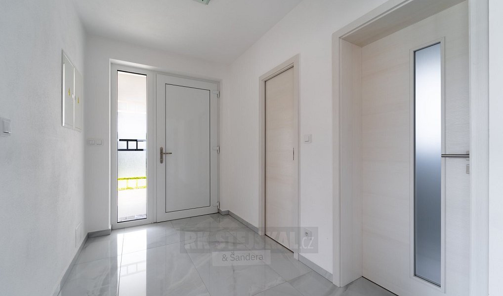 Prodej domu 84 m² s pozemkem 550 m², Roudné – náhled fotky 12