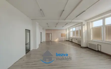 Pronájem výrobních prostor 48 m², Husova, Skuteč, okres Chrudim