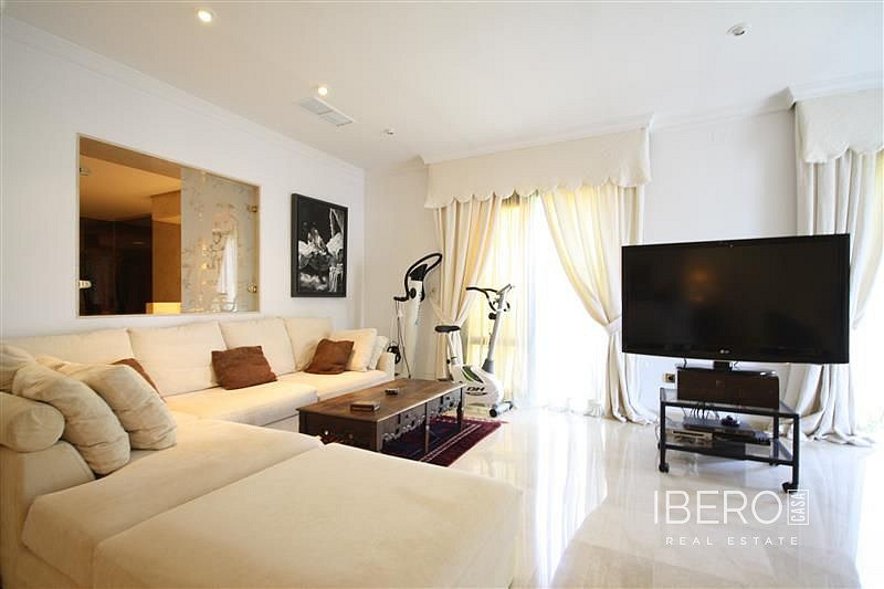 Prodej domu 450 m² s pozemkem 1 000 m² — photo 3