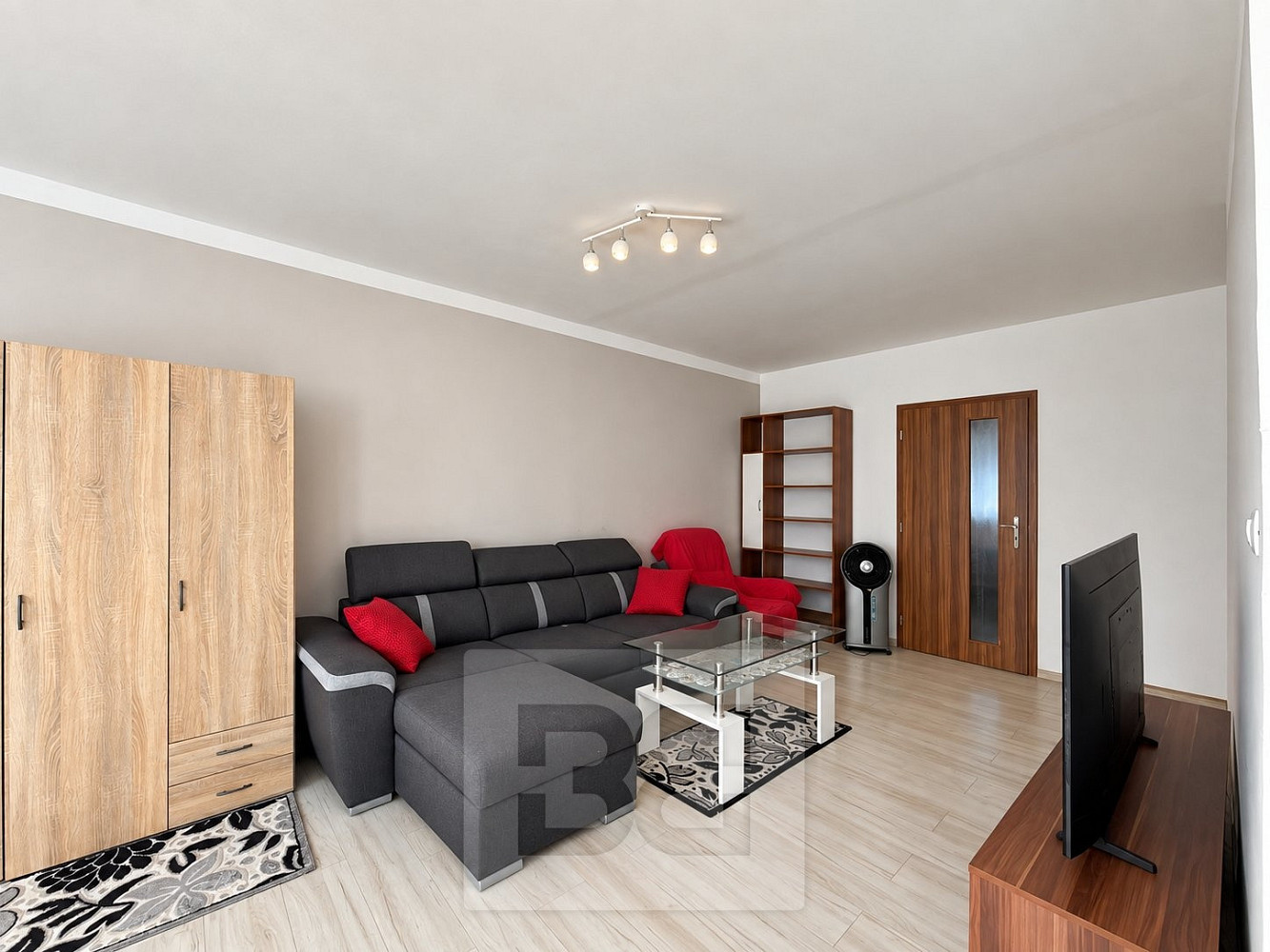 Pronájem bytu 3+kk 71 m² – fotografie 4
