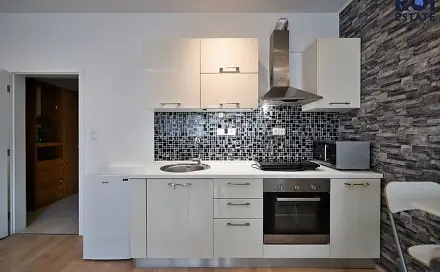 Prodej bytu 1+kk 39 m², Novodvorská, Brno - Žebětín
