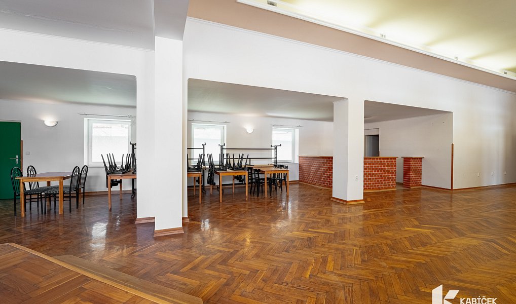 Prodej restaurace 454 m², Malínky – náhled fotky 11