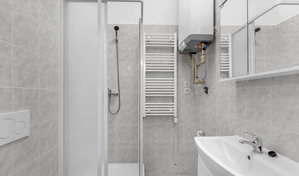 Prodej vily 375 m² s pozemkem 258 m², Vamberk – náhled fotky 12