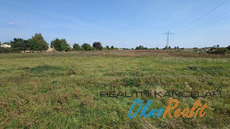 Prodej stavebního pozemku 1 645 m² – fotografie 4