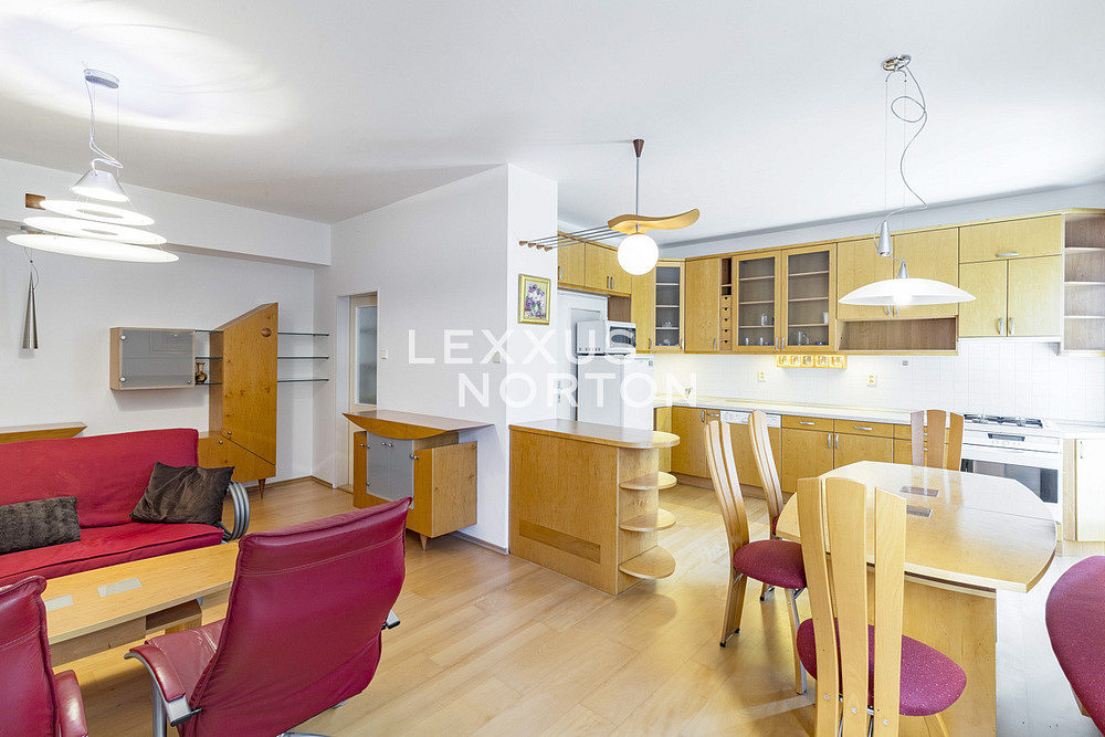 Pronájem bytu 3+kk 109 m² – fotografie 2
