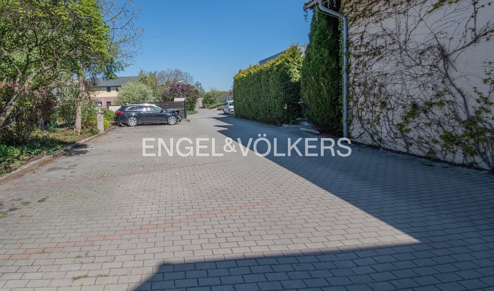 Pronájem výrobních prostor 230 m², Husinec – náhled fotky 10