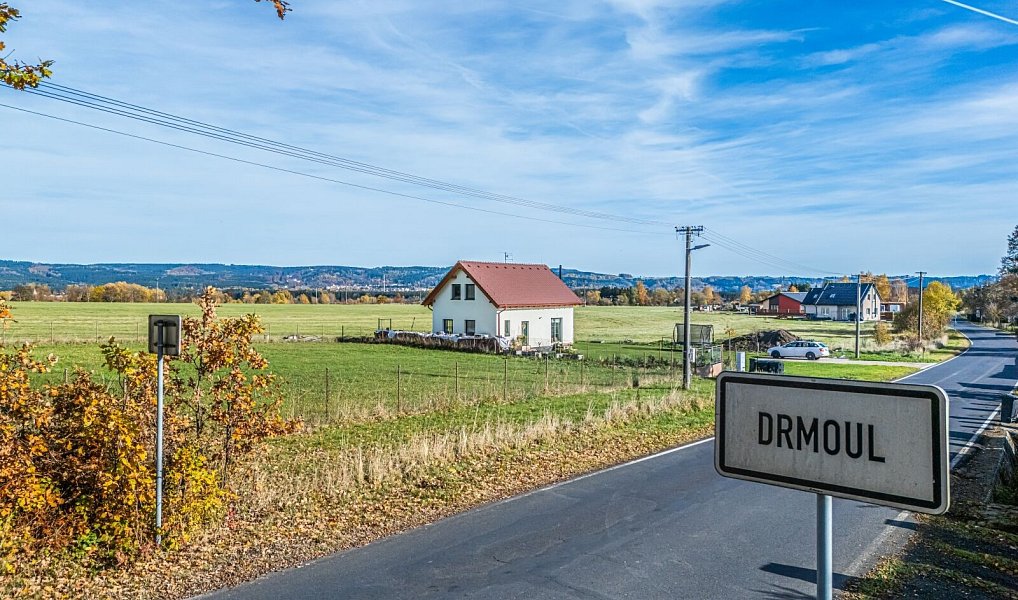 Prodej stavebního pozemku 1 360 m², Drmoul – náhled fotky 9