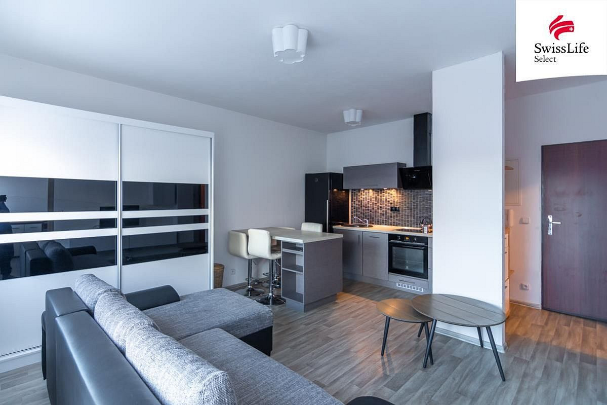 Pronájem bytu 2+kk 35 m² Přeloučská, Pardubice