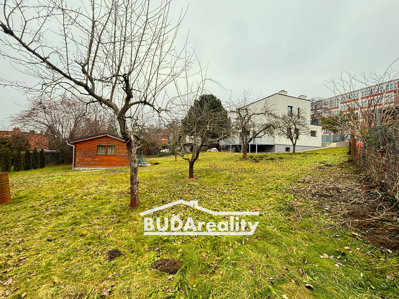 Prodej stavebního pozemku 380 m² – fotografie 5