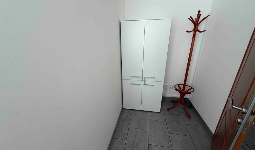 Pronájem skladovacích prostor 600 m², Jihlava – náhled fotky 7