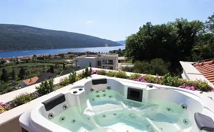 Prodej bytu 4+kk 121 m², Đenovići, Herceg Novi Municipality, Černá Hora