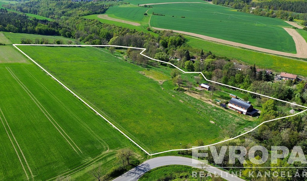 Prodej domu 260 m² s pozemkem 70 485 m², Bojanovice – náhled fotky 2
