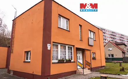 Prodej domu 198 m² s pozemkem 821 m², Karviná - Mizerov