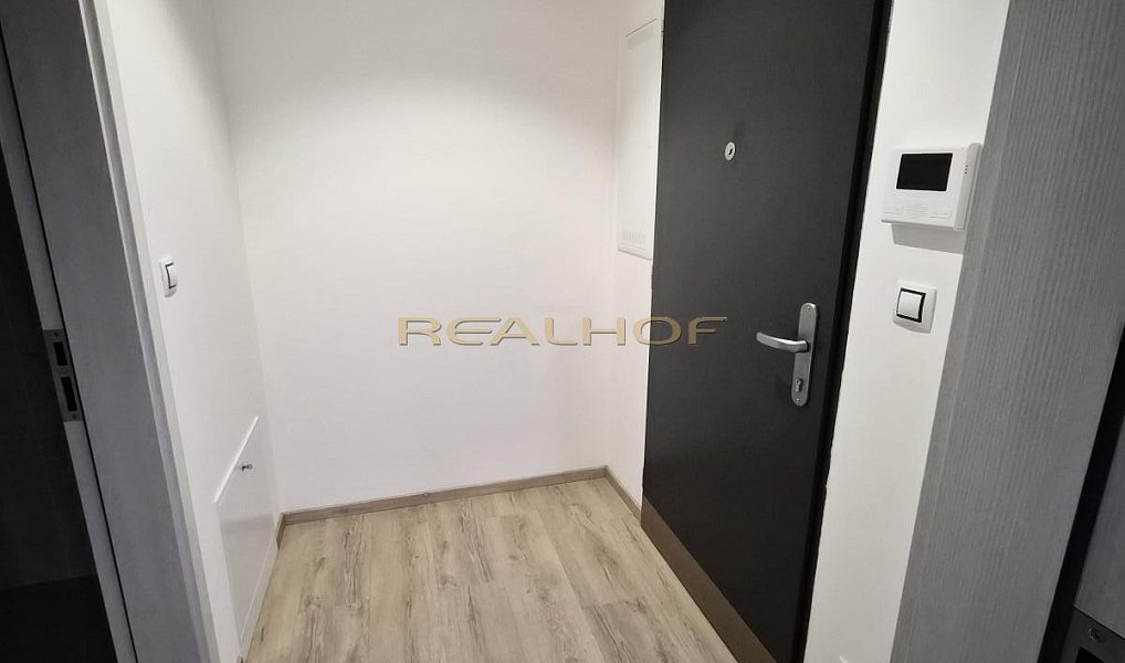 Pronájem bytu 1+kk 29 m², Brno – náhled fotky 6
