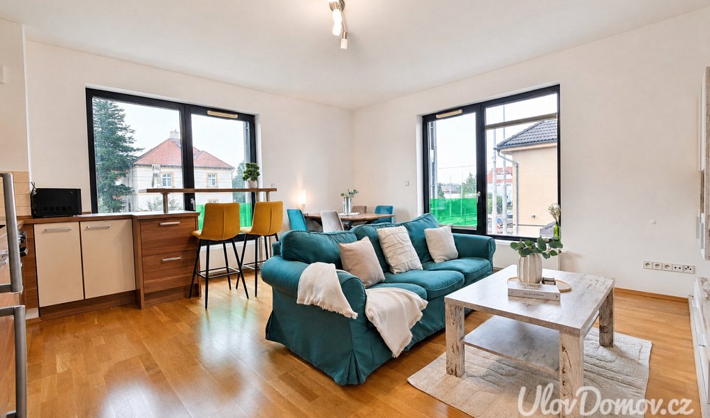 Prodej bytu 2+kk 46 m², Praha – náhled fotky 2