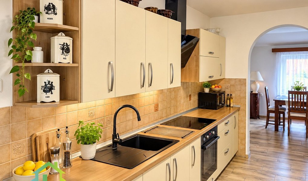 Prodej domu 260 m² s pozemkem 4 314 m², Člunek – náhled fotky 2