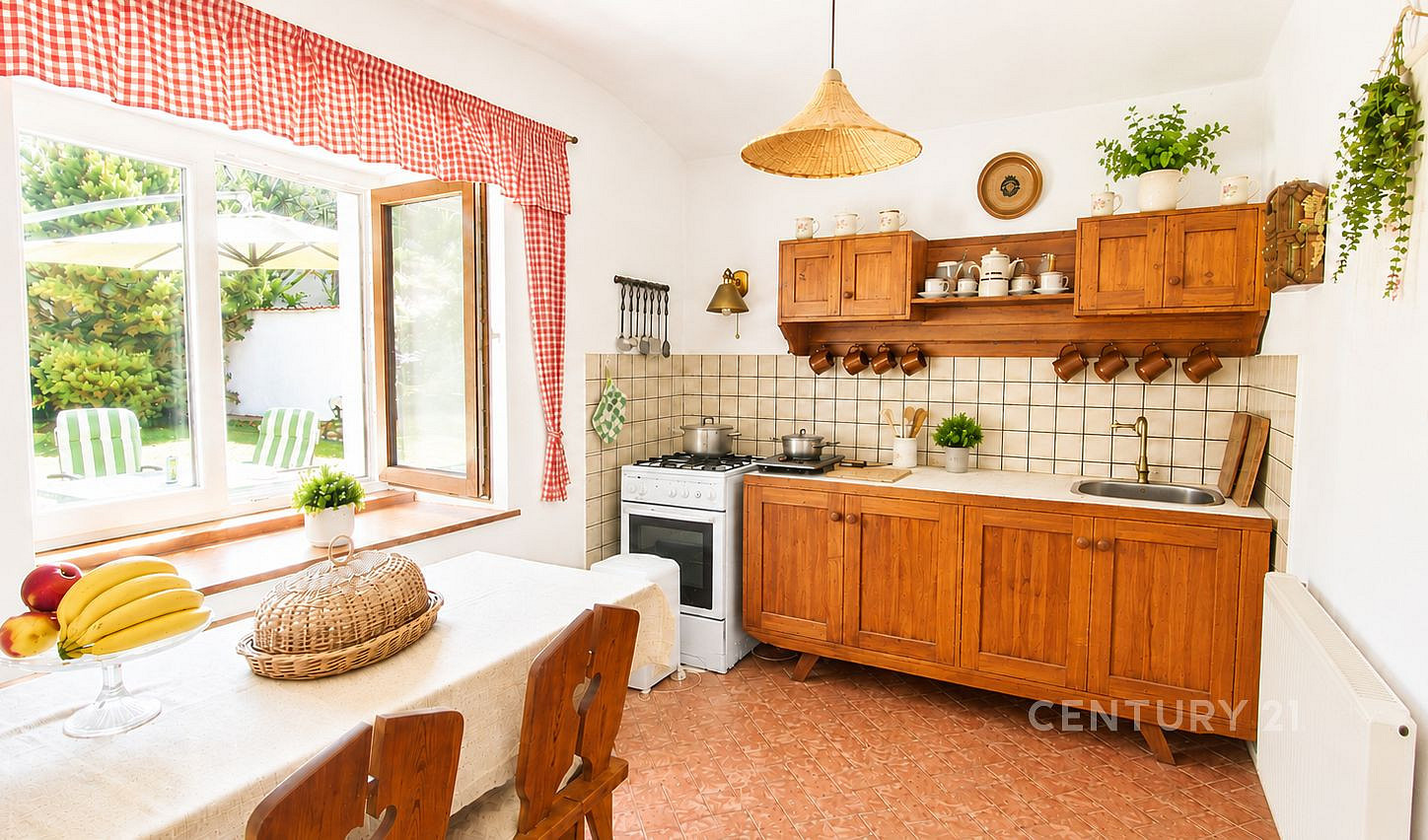 Prodej domu 160 m² s pozemkem 2 192 m²
