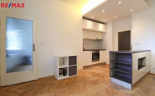 Pronájem bytu 2+kk 46 m², Na Míčánkách, Praha 10 - Vršovice