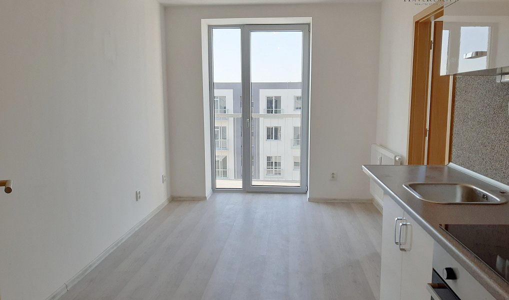 Prodej bytu 2+kk 33 m², Milovice – náhled fotky 3