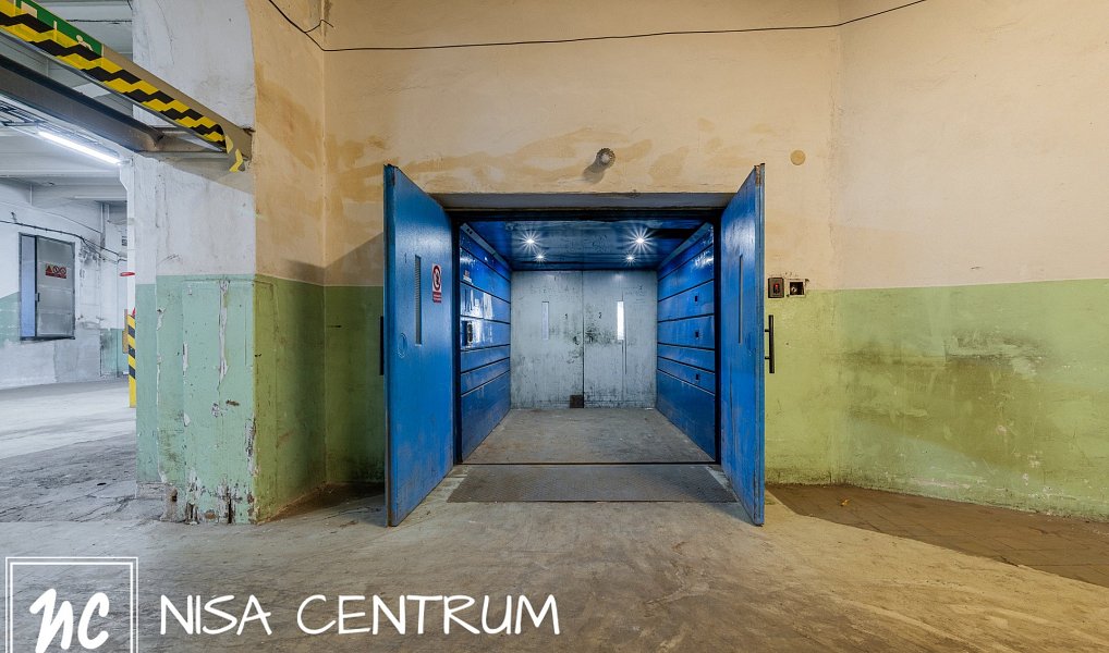 Pronájem výrobních prostor 6 000 m², Hostinné – náhled fotky 16