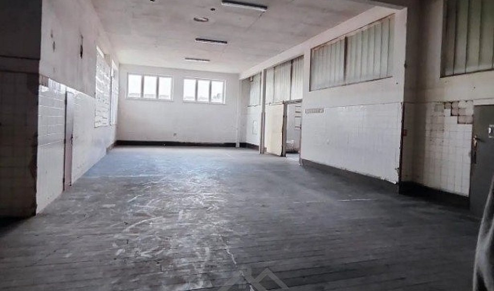 Prodej ubytovacího objektu 1 800 m², Přelouč – náhled fotky 10