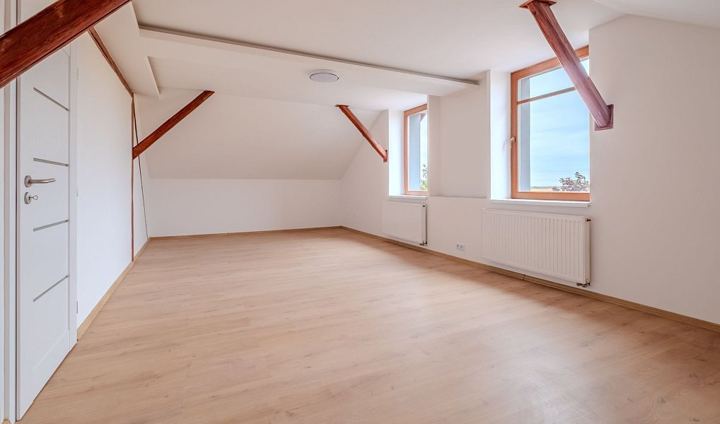 Prodej domu 181 m² s pozemkem 656 m², Vrbčany – náhled fotky 14