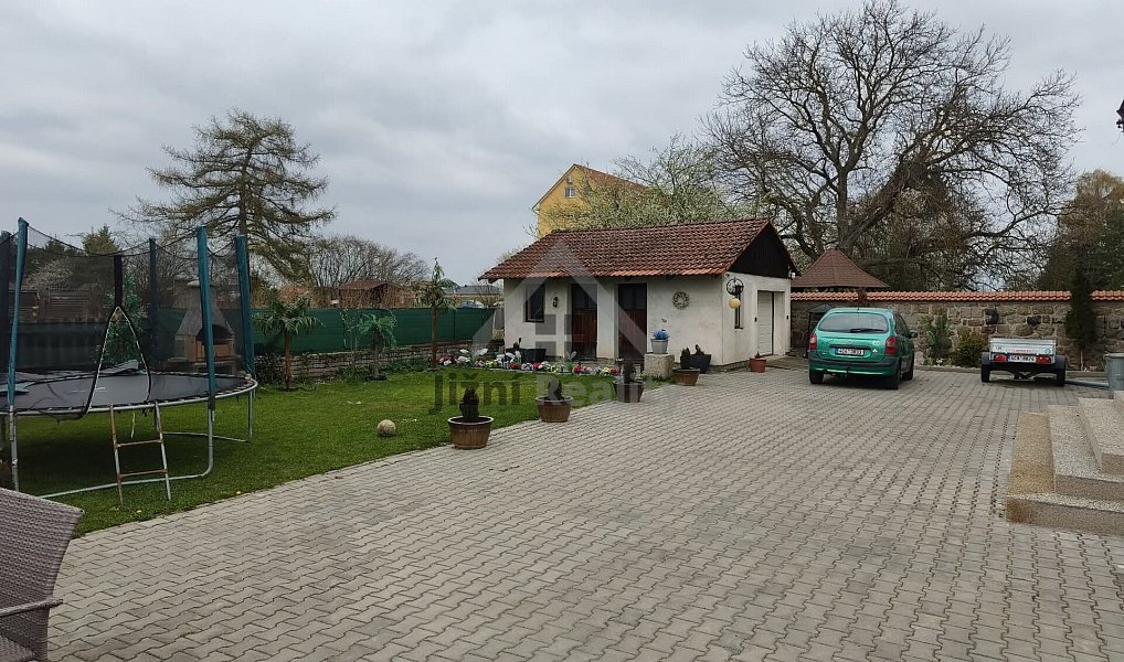 Prodej nájemního domu, činžáku 450 m², České Velenice – náhled fotky 27