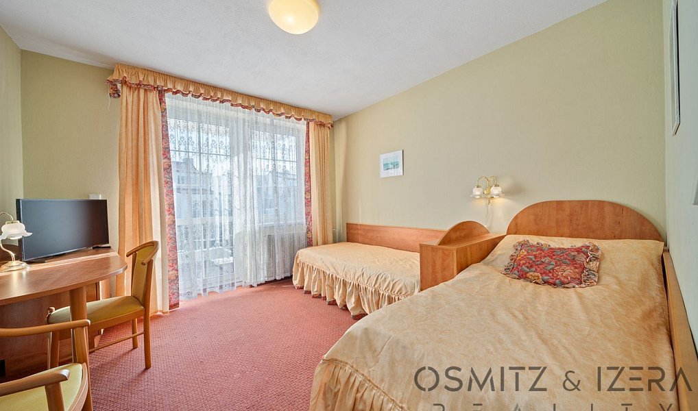 Prodej ubytovacího objektu 890 m², Praha – náhled fotky 16