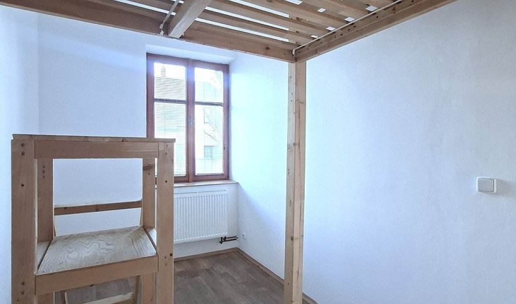 Pronájem bytu 2+kk 40 m², Benešov – náhled fotky 5