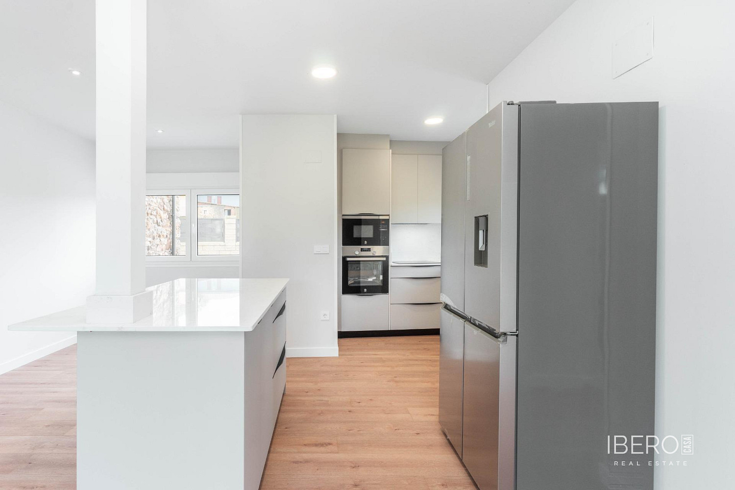 Prodej domu 2 586 m² s pozemkem 2 228 m²