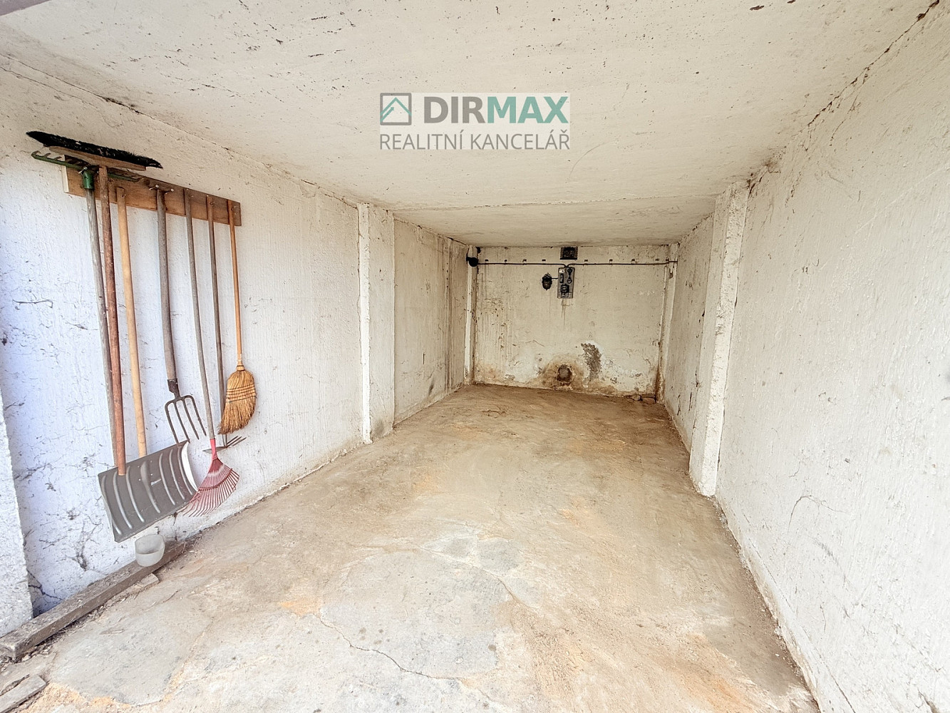 Prodej garáže 18m2, pod švabinami, plzeň - lobzy — photo 3
