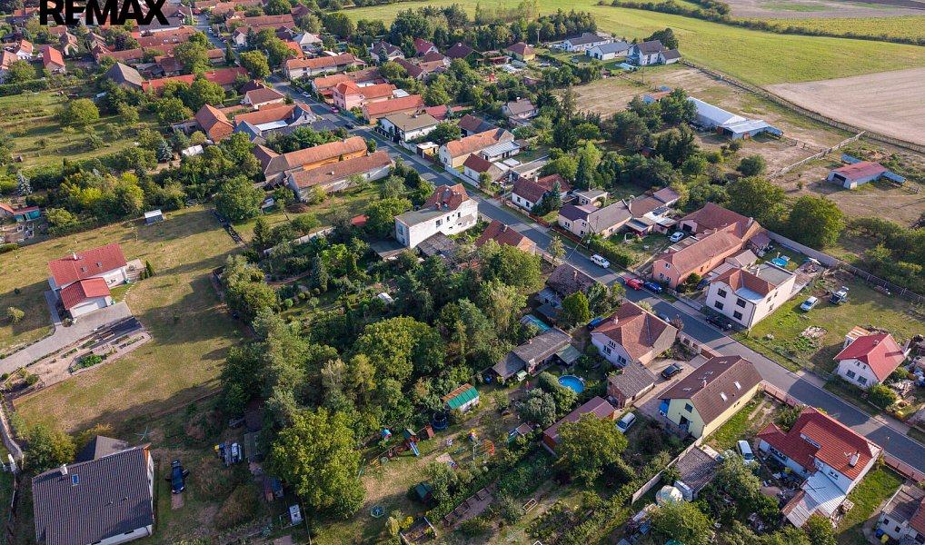 Prodej stavebního pozemku 818 m², Krakovany – náhled fotky 22