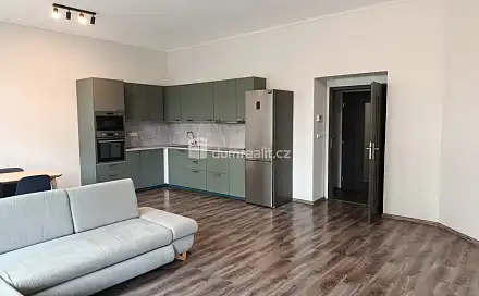 Pronájem bytu 3+kk 92 m²
