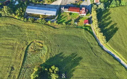Prodej komerčního pozemku 13 896 m², Brniště, okres Česká Lípa
