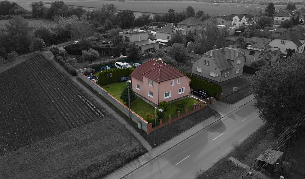 Prodej domu 180 m² s pozemkem 809 m², Hrochův Týnec – náhled fotky 3
