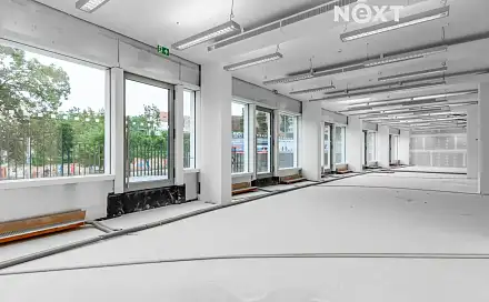 Pronájem obchodních prostor 55 m², Lomnického, Praha 4 - Nusle