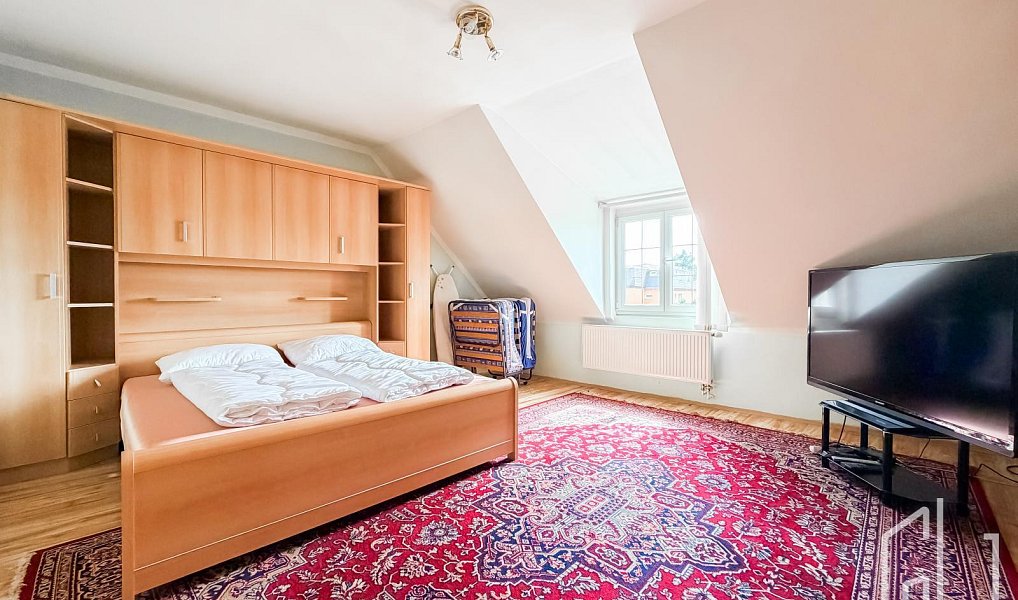Pronájem domu 170 m² s pozemkem 210 m², Praha – náhled fotky 7