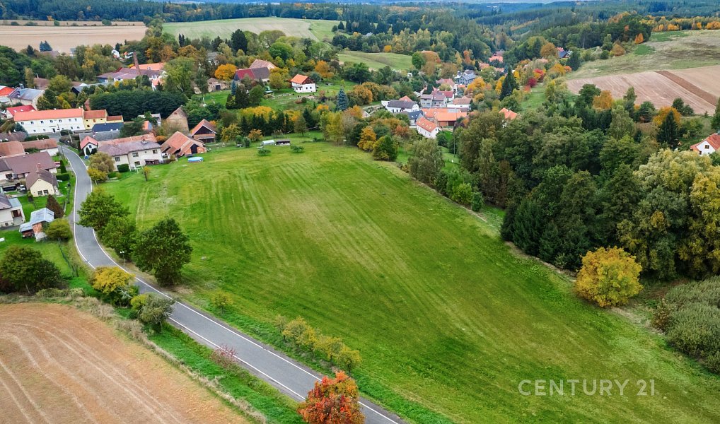 Prodej stavebního pozemku 5 247 m², Církvice – náhled fotky 8