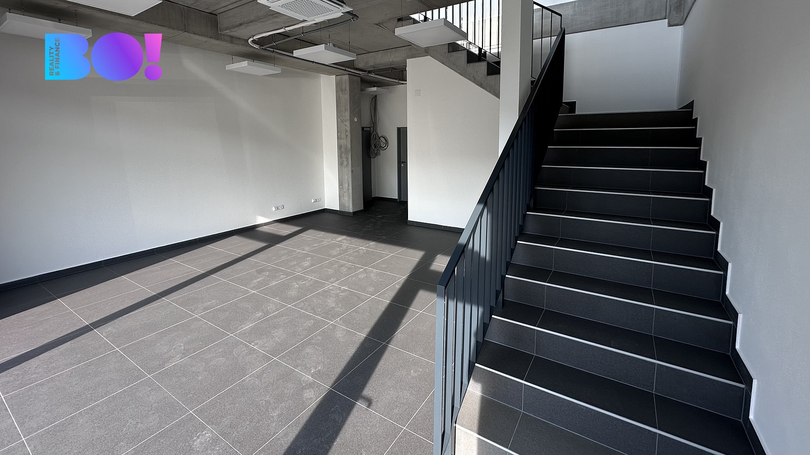 Pronájem obchodních prostor 440 m² – fotografie 3