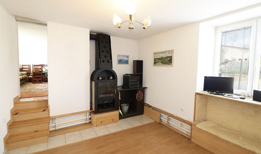 Prodej domu 171 m² s pozemkem 2 693 m², Strážkovice – náhled fotky 13