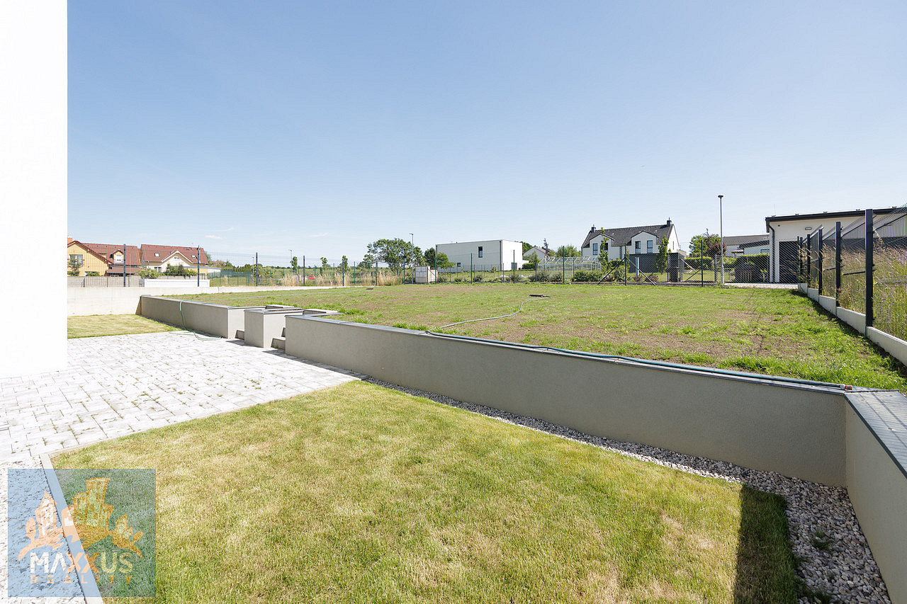 Prodej domu 280 m² s pozemkem 857 m² – fotografie 4