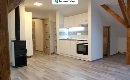Prodej bytu 2+kk 77 m², Sklenářka, Hořovice, okres Beroun