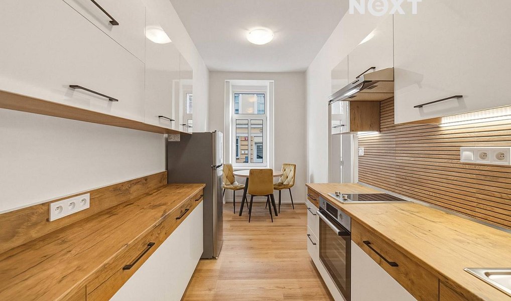 Pronájem bytu 2+kk 34 m², Praha – náhled fotky 2